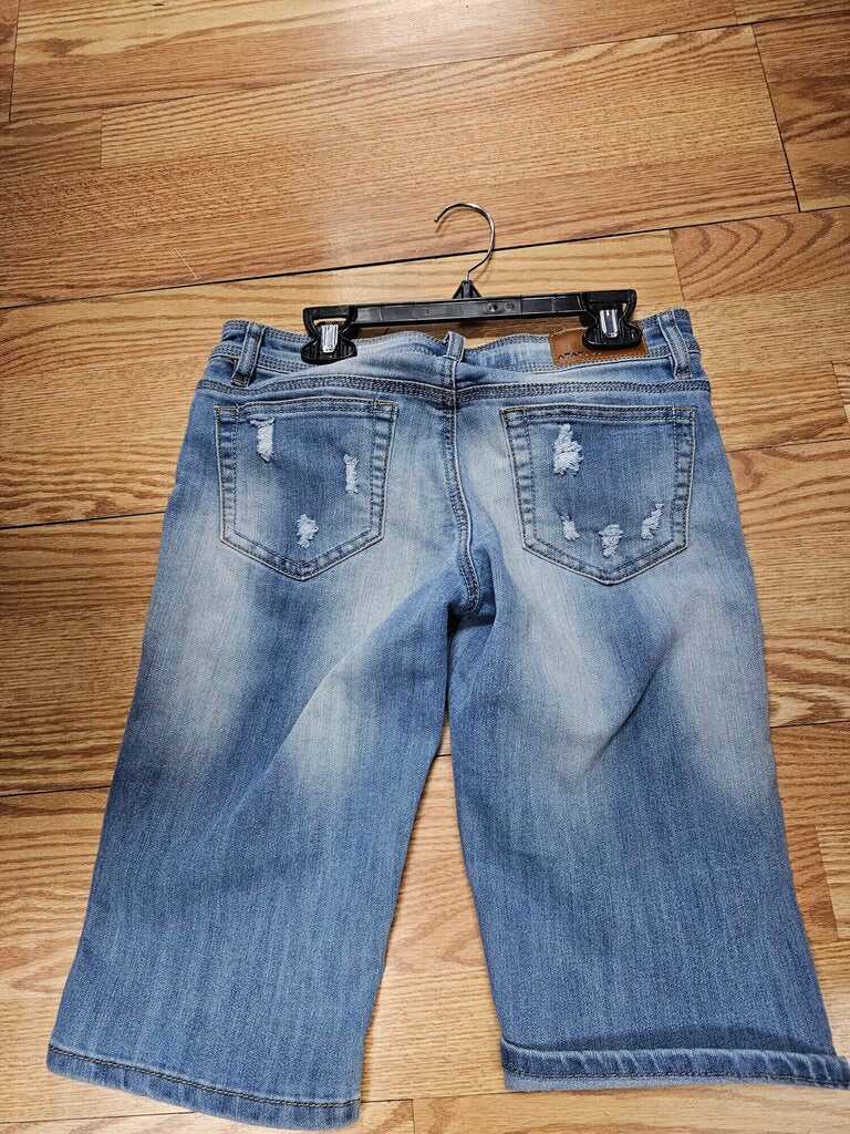 Write a great marketing headline for your item here !!