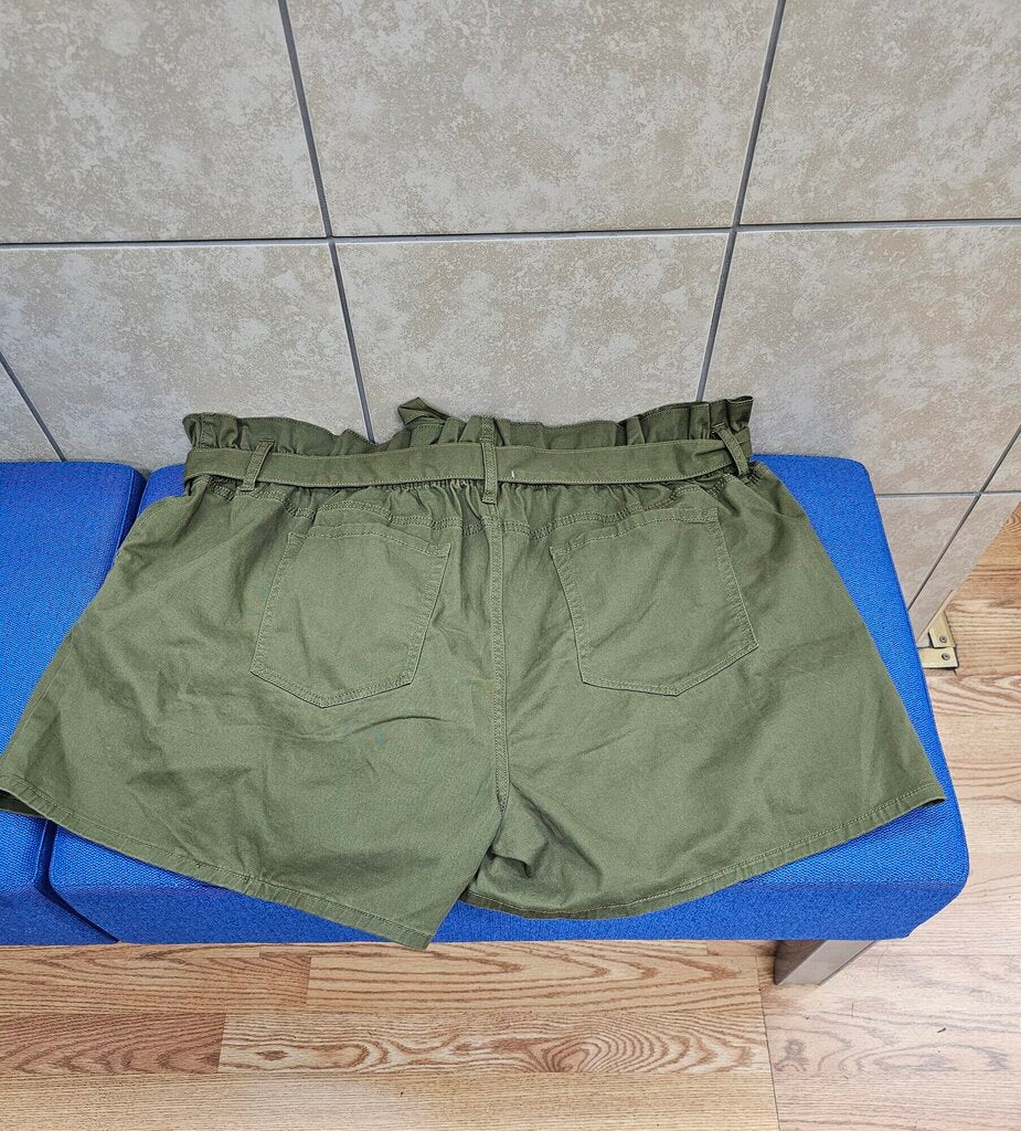 NEW AVA & VIV SHORTS