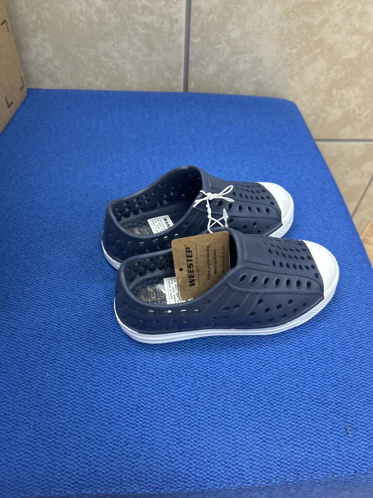New Weestep Sandals