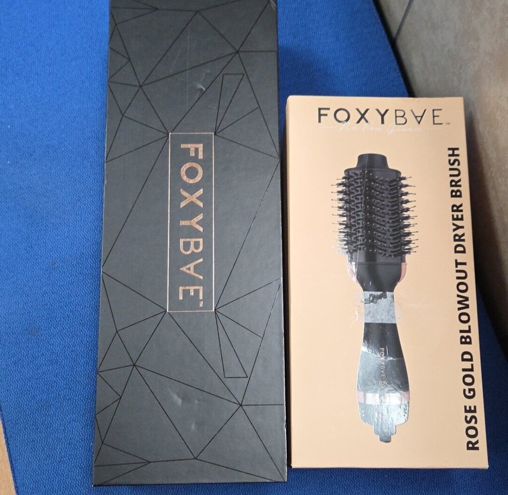 FoxyBae Rose Gold Blowout Dryer Brush