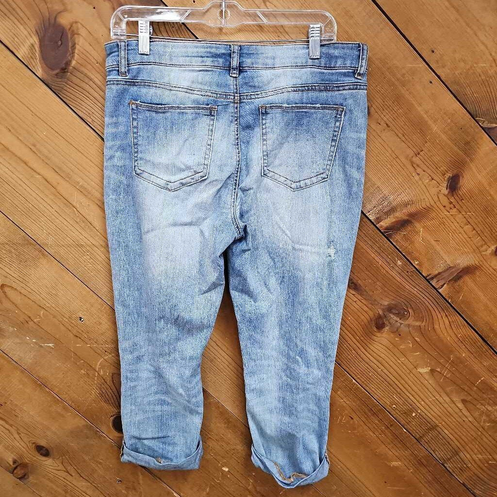 RUE 21 JEANS