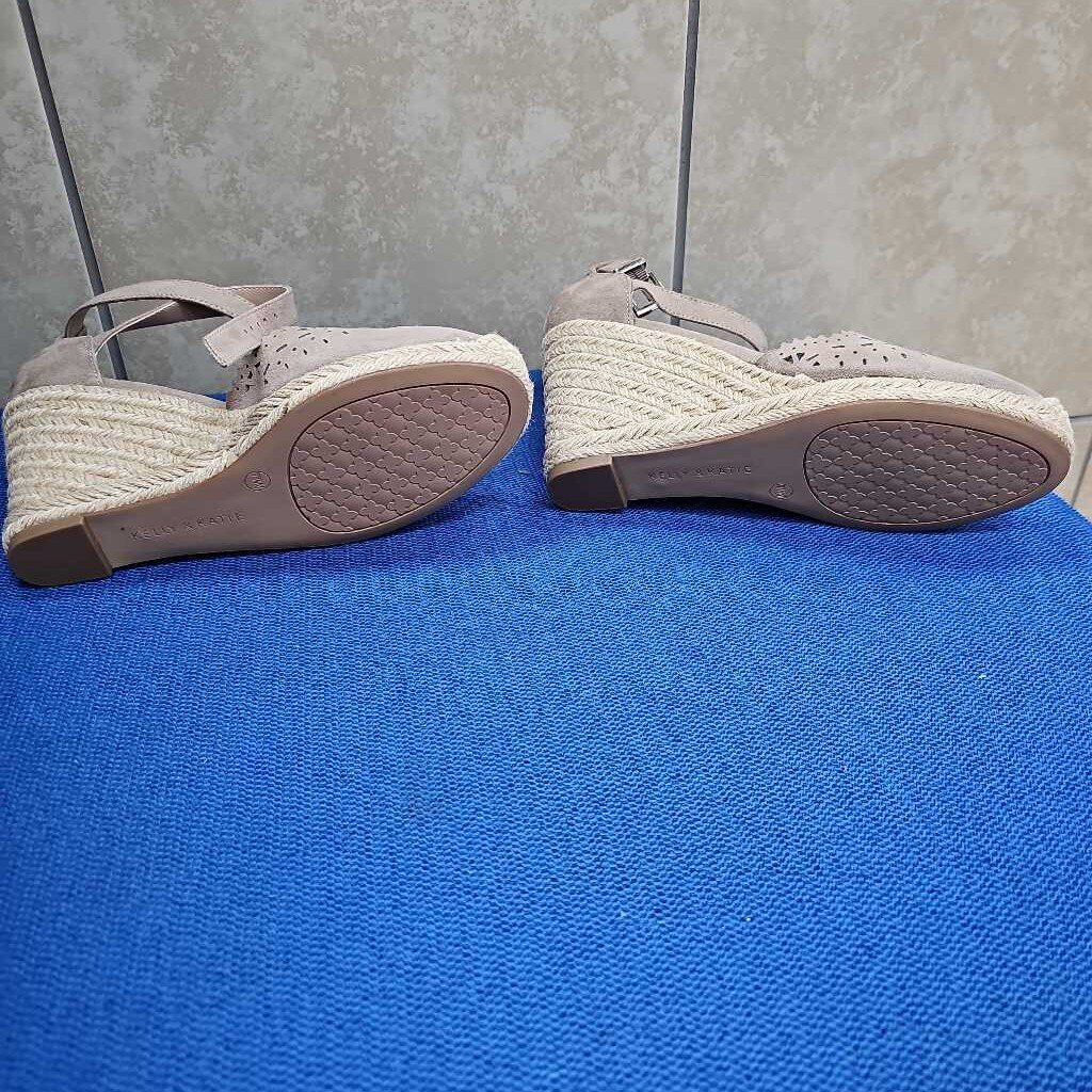 NEW KELLY & KATIE SHOES