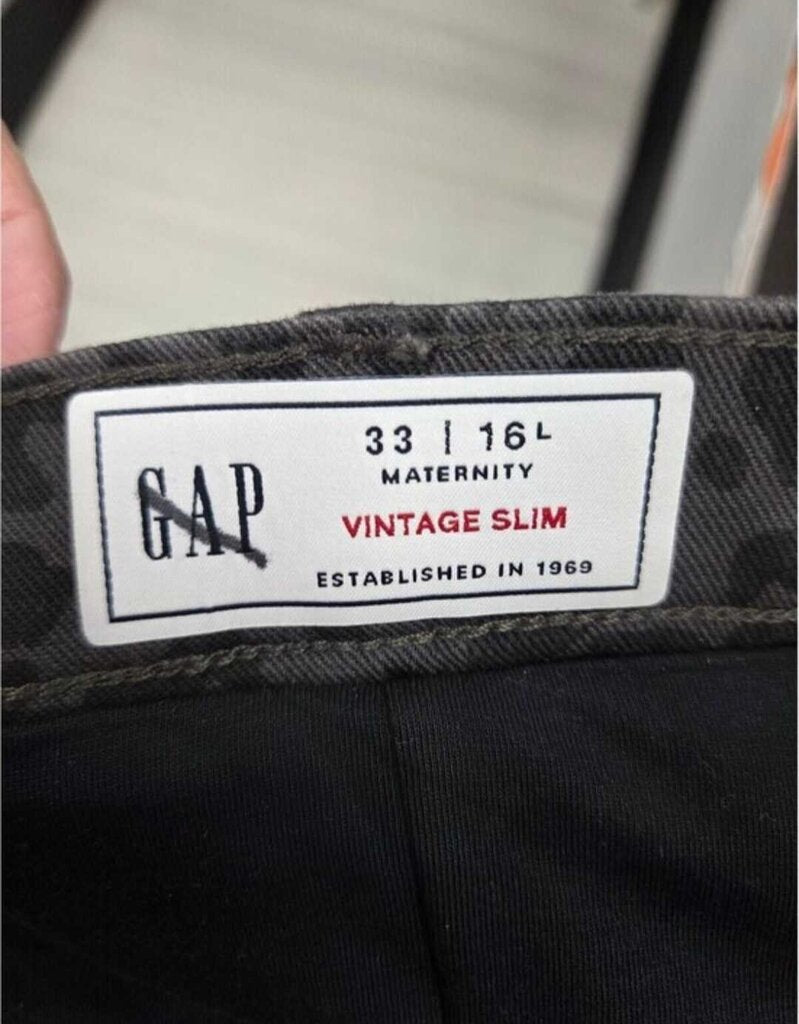 NEW GAP Maternity JEANS