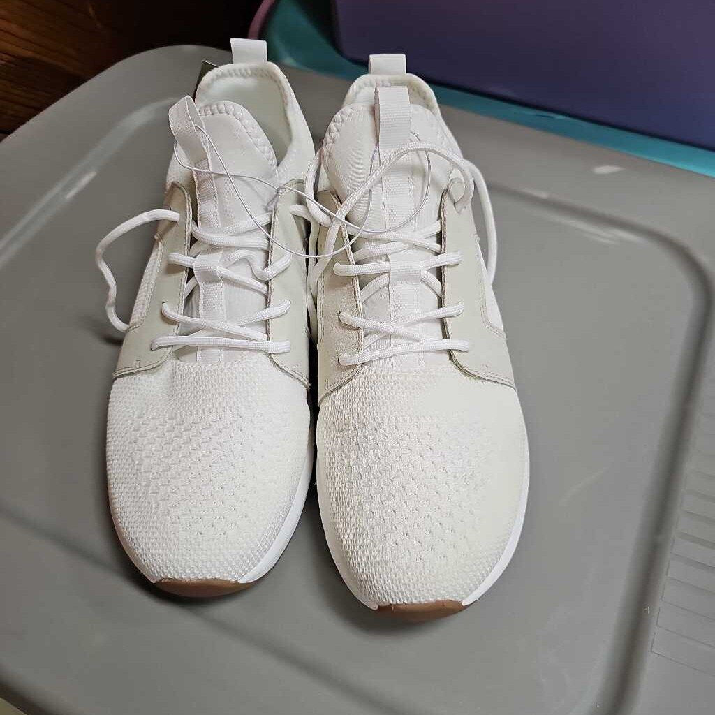 New GoodFellow Shoes