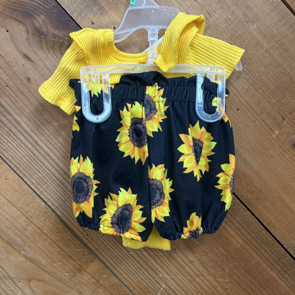 New 2pc Sunflower Outfit