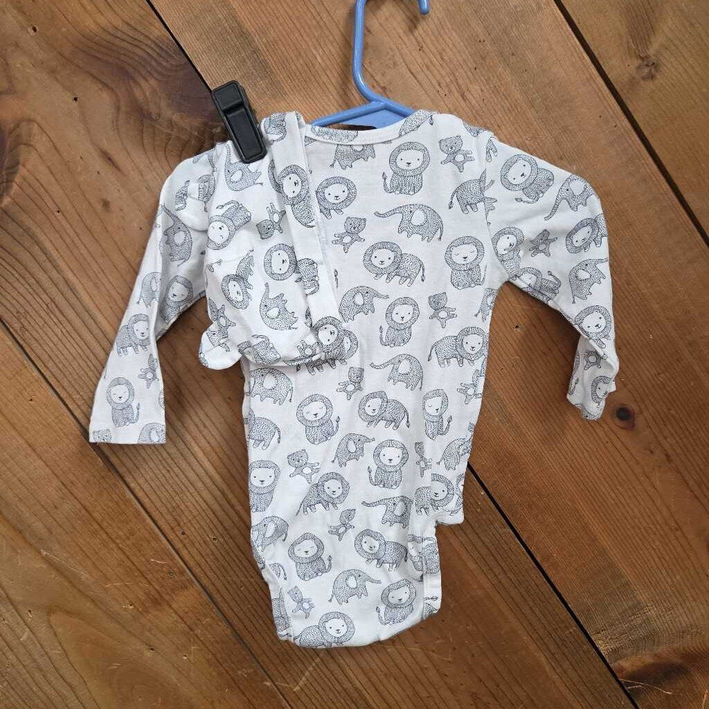 H&M 2pc Onesie/Hat