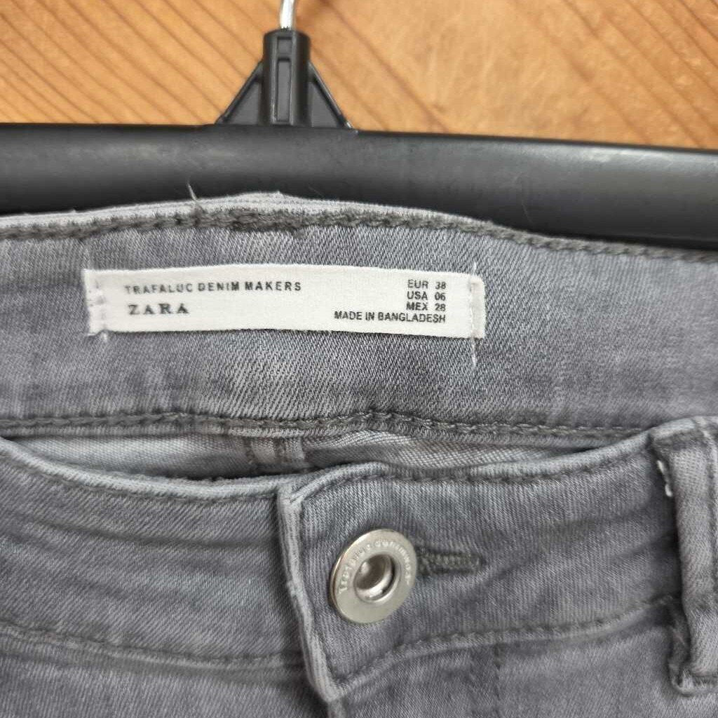 Zara Jeans