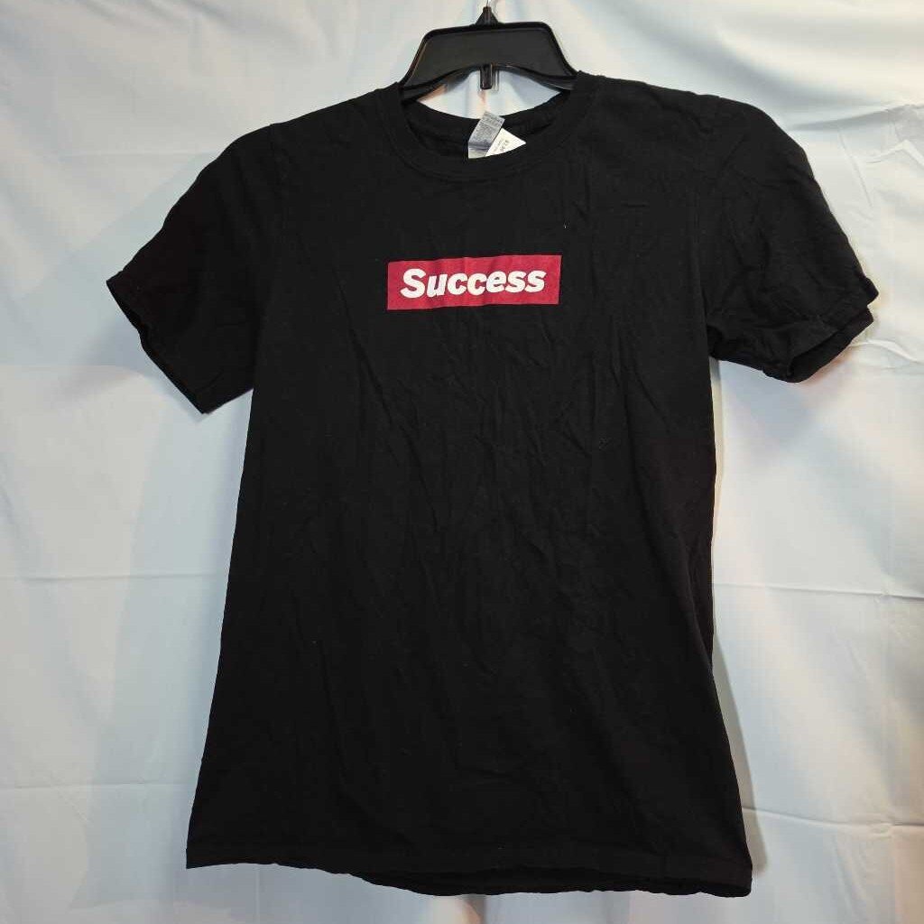 Gildan Shirt