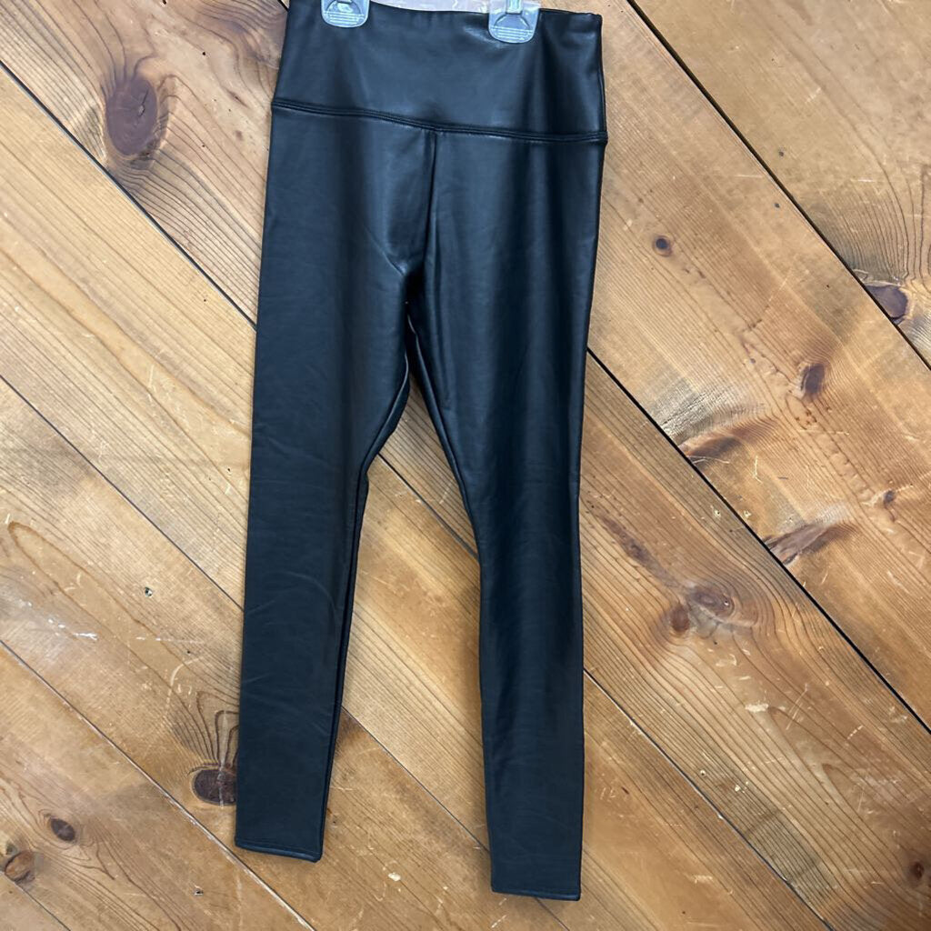 New Hollister Ultra High Rise Pleather Pants