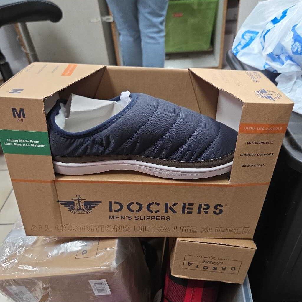 New Dockers Slippers