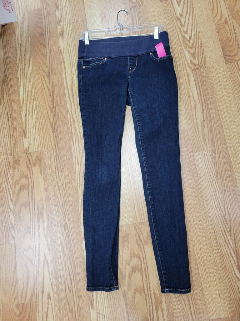 GAP maternity JEANS