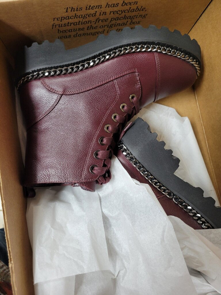 NEW VINCE CAMUTO COMBAT