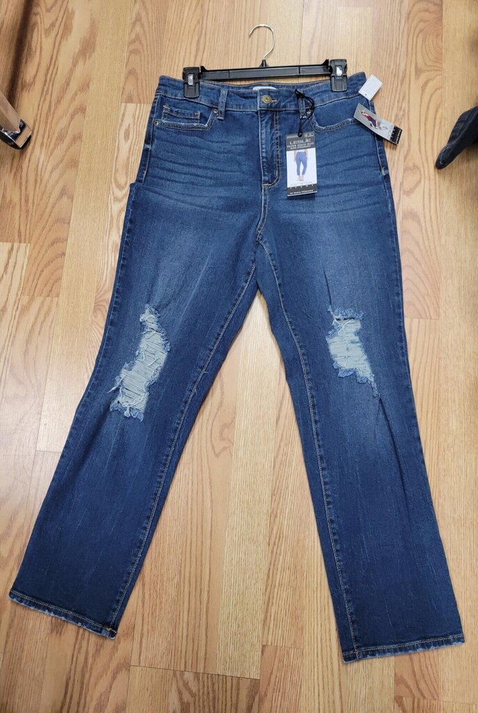 NEW SOFIA JEANS