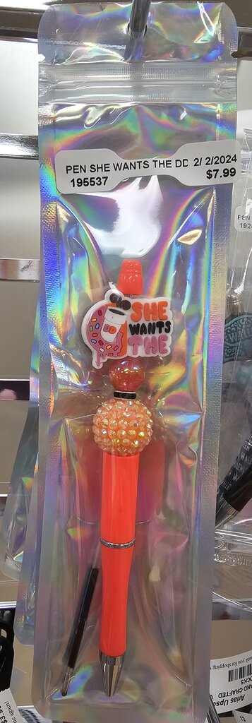 PEN SHE WANTS THE DD