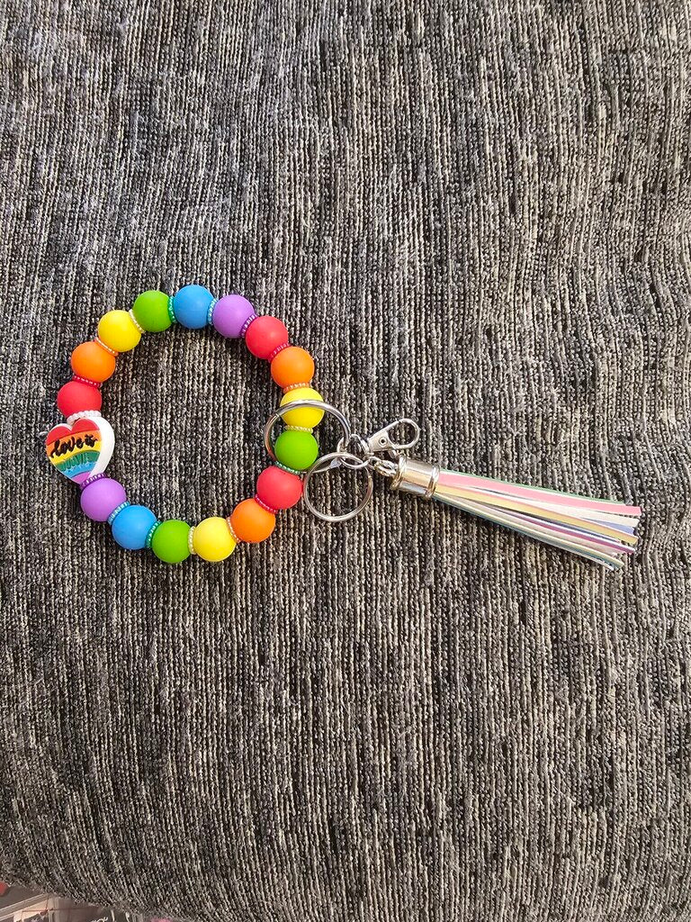 LOVE IS LOVE WRISTLET