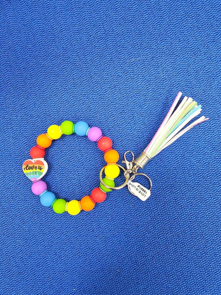 LOVE IS LOVE WRISTLET