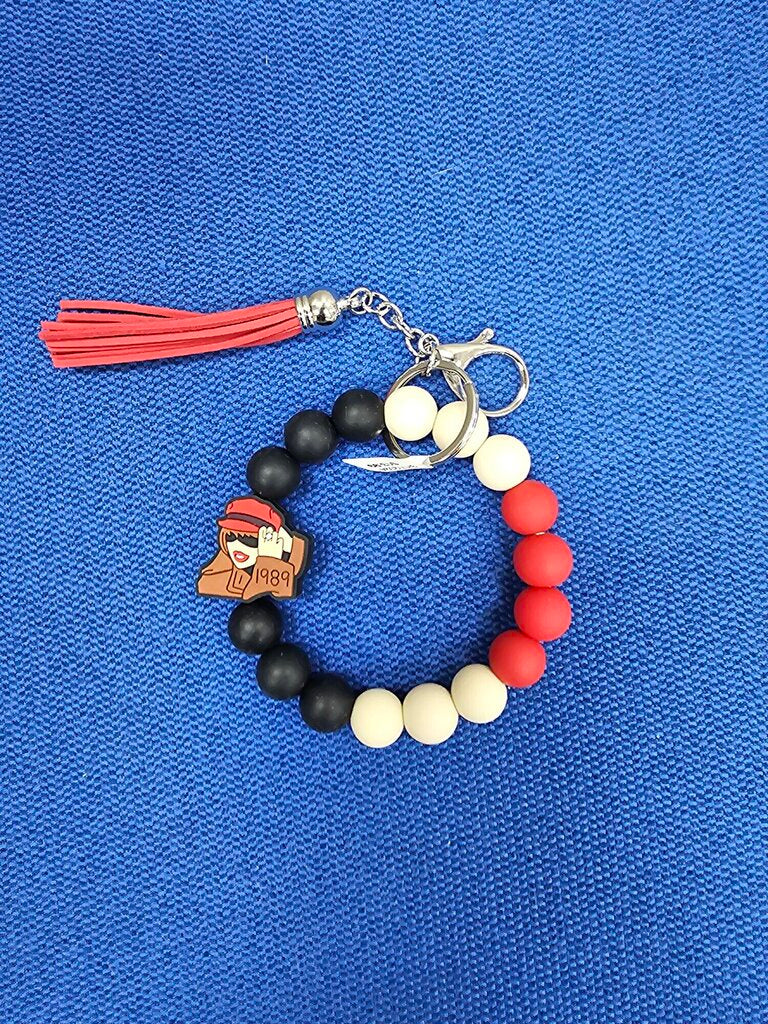 TAYLOR WRISTLET KEYCHAIN