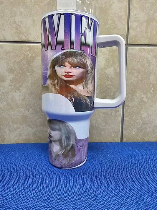 TAYLOR SWIFT WITH HANDLE