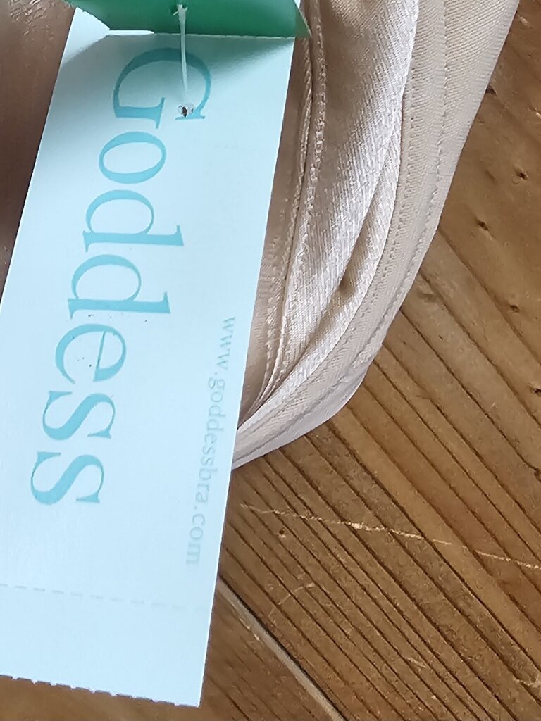 NEW GODDESS BRA