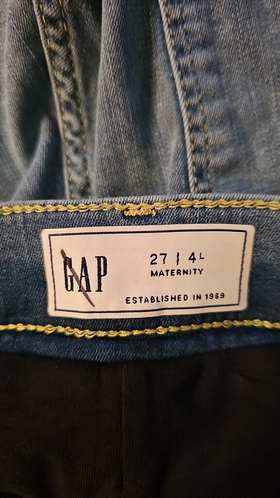 GAP JEANS