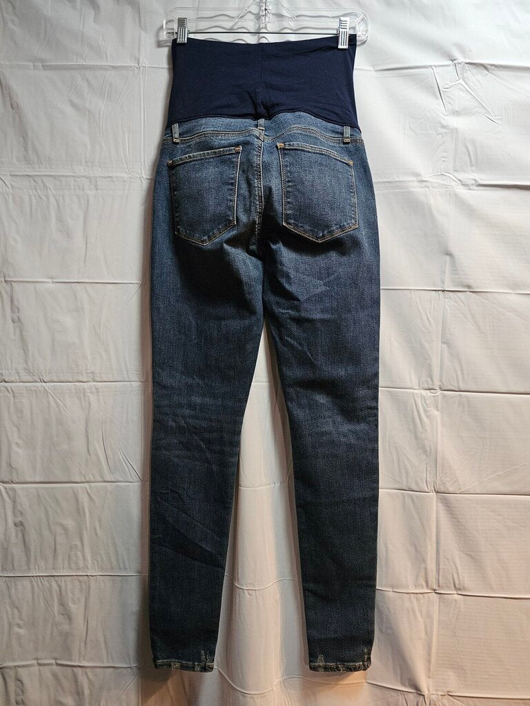 GAP maternity JEANS