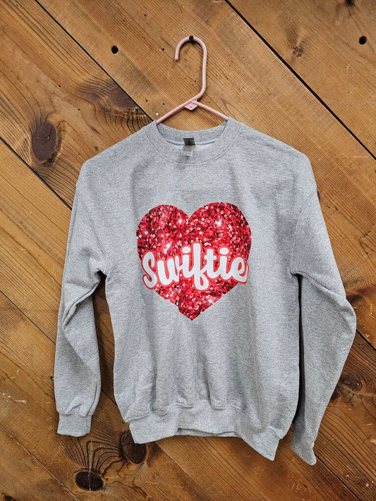 SWIFTIE SWEATSHIRT