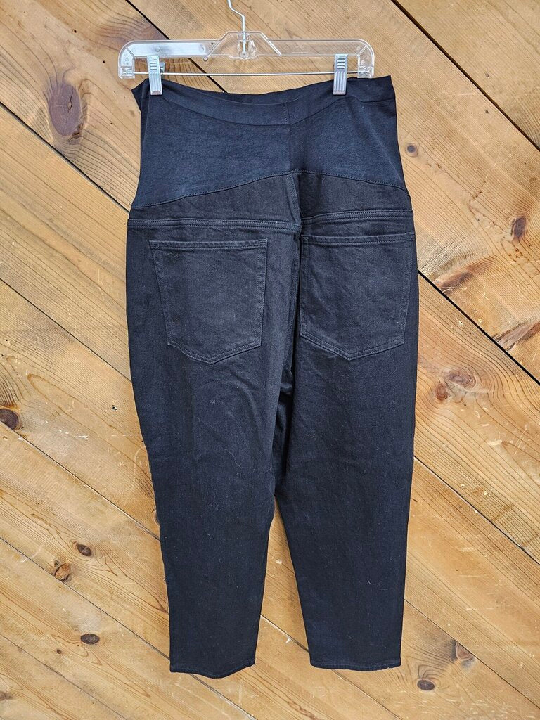 MATERNIT New OLD NAVY JEANS