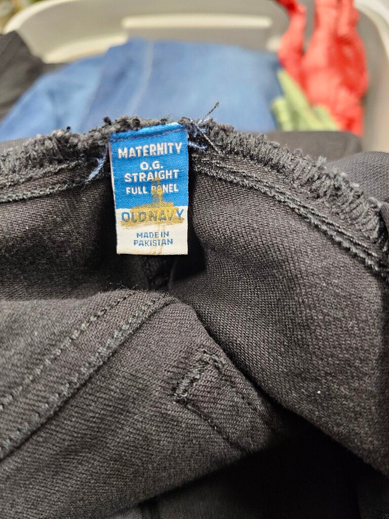 MATERNIT New OLD NAVY JEANS