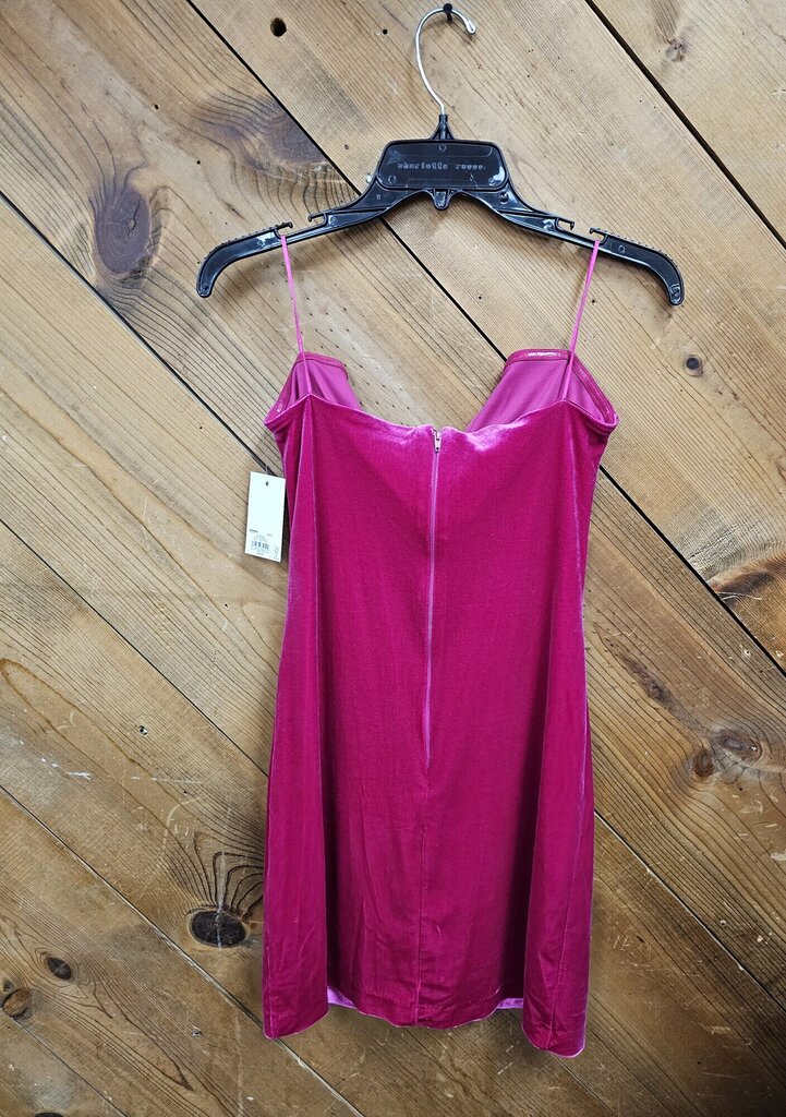 NEW SO DRESS