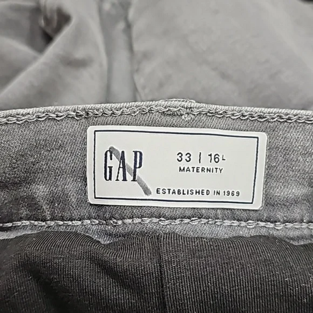NEW GAP JEANS