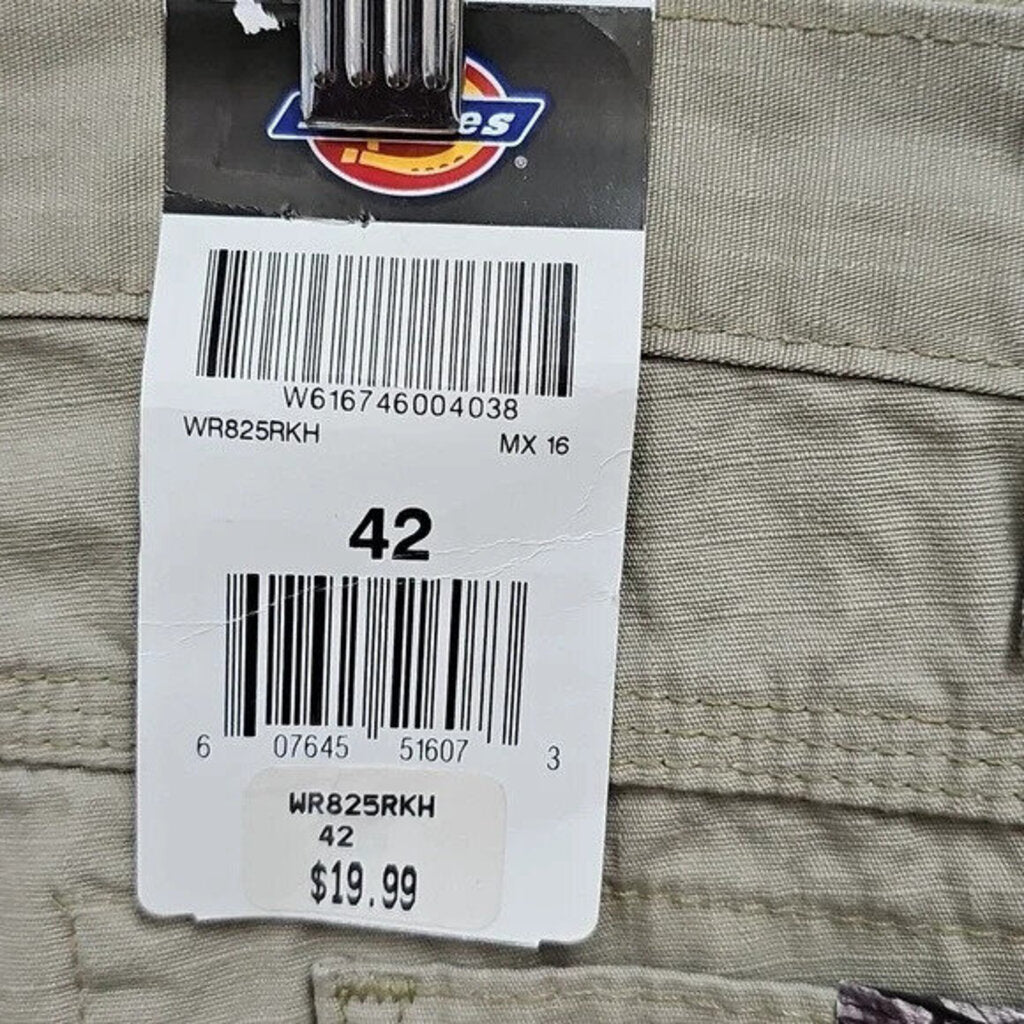 NEW DICKIES SHORTS