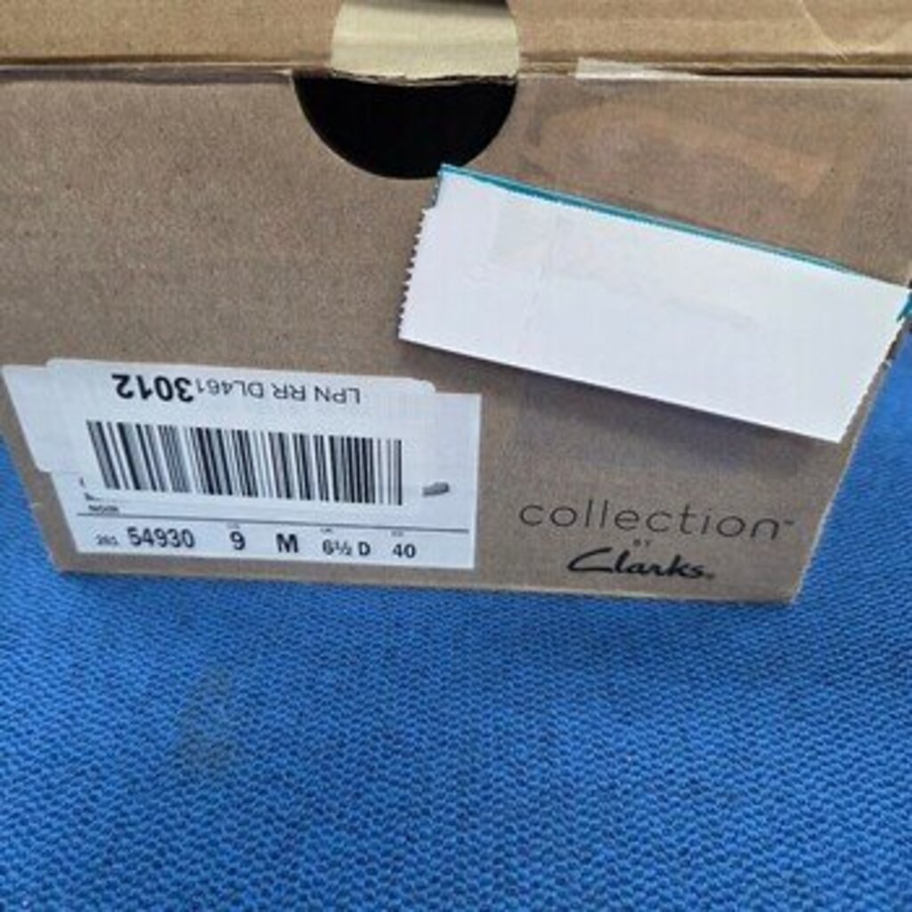 CLARKS SHOES