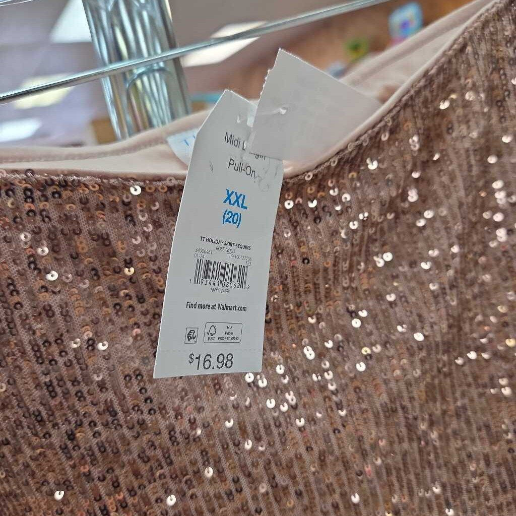 NEW IME AND TRU SKIRT