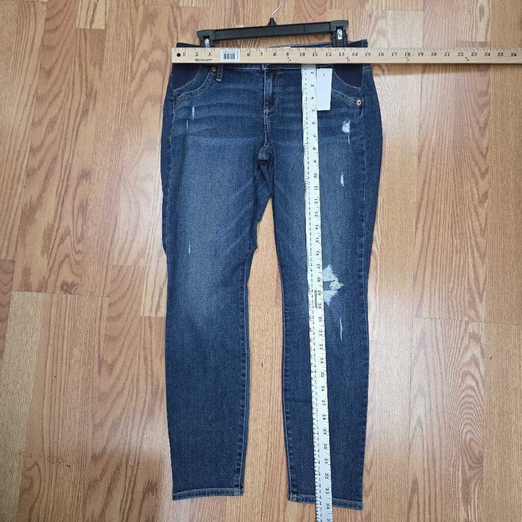 New GAP Maternity JEANS