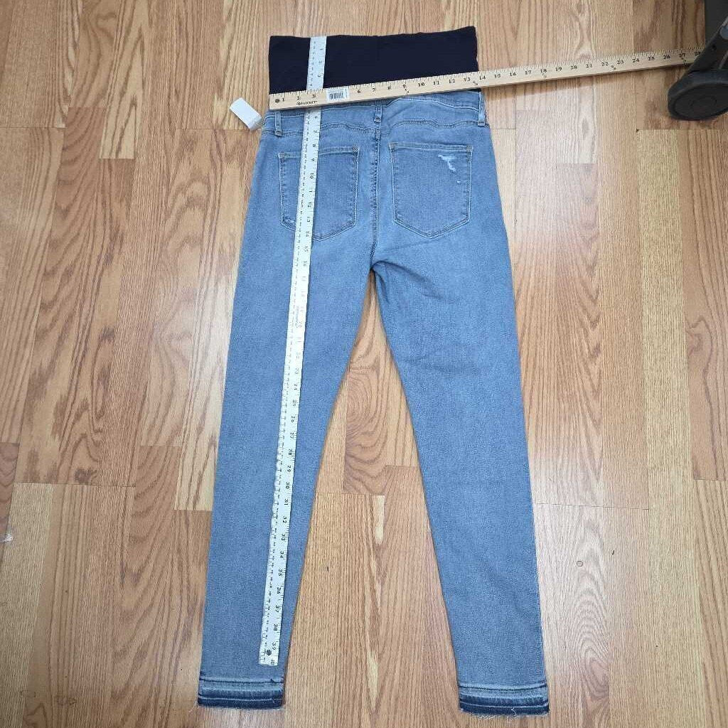New GAP Maternity JEANS