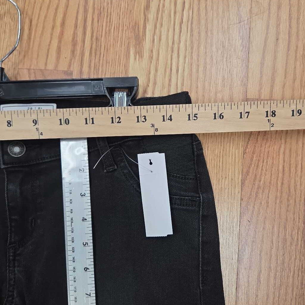 New GAP Maternity JEANS