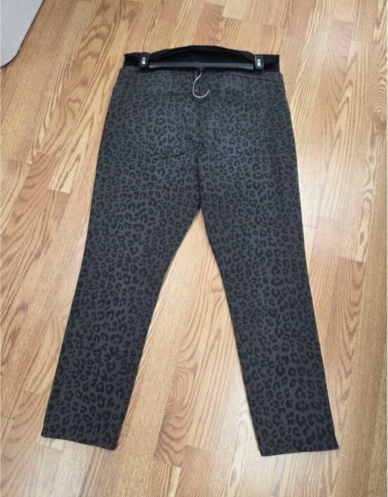 NEW GAP Maternity JEANS