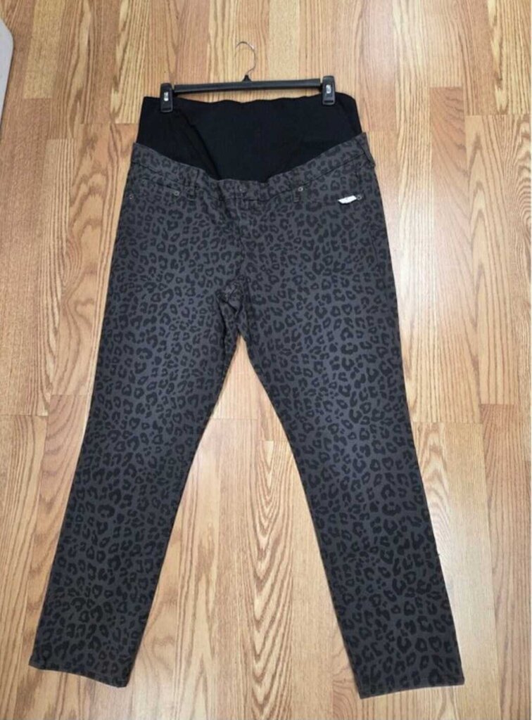 NEW GAP Maternity JEANS