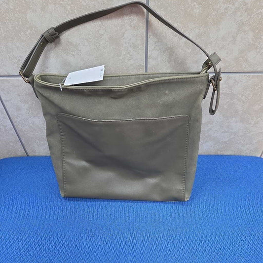 UNIVERSAL THREADS PURSE