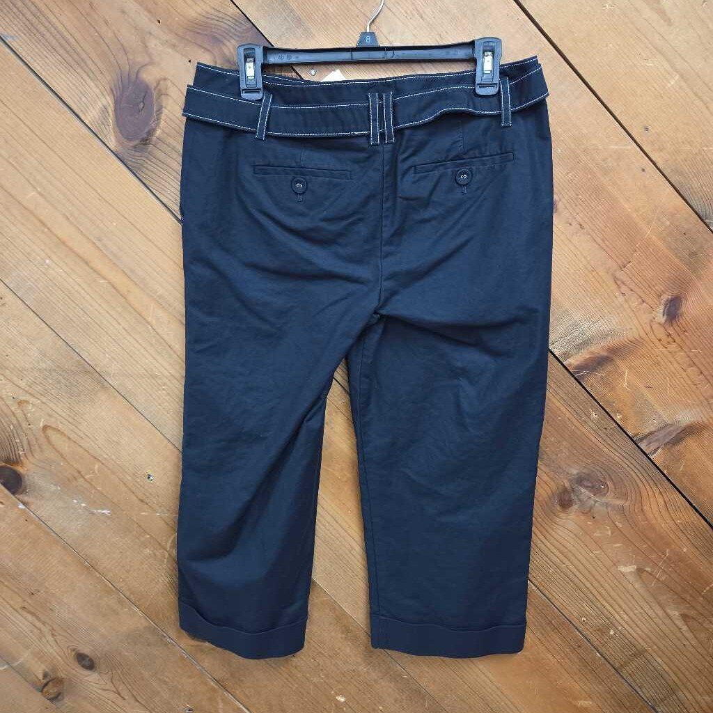 ANN TAYLOR CAPRI