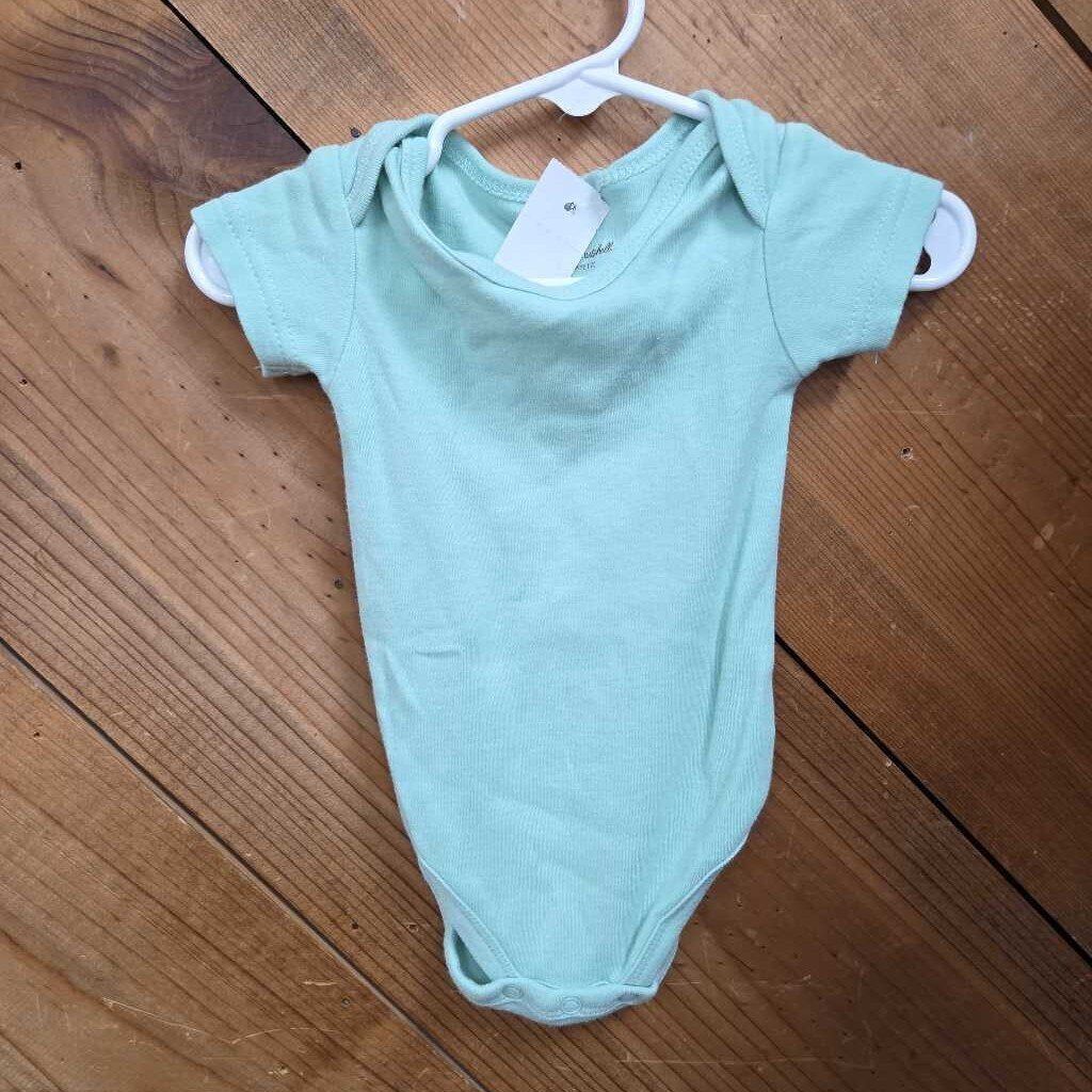 PEANUT SHELL ONESIE