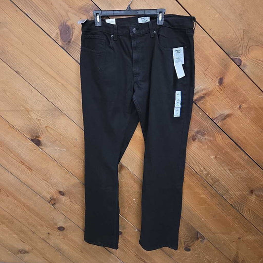 NEW LEVI JEANS