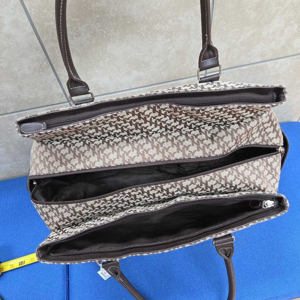 NEW YORK & COMPANY TOTE