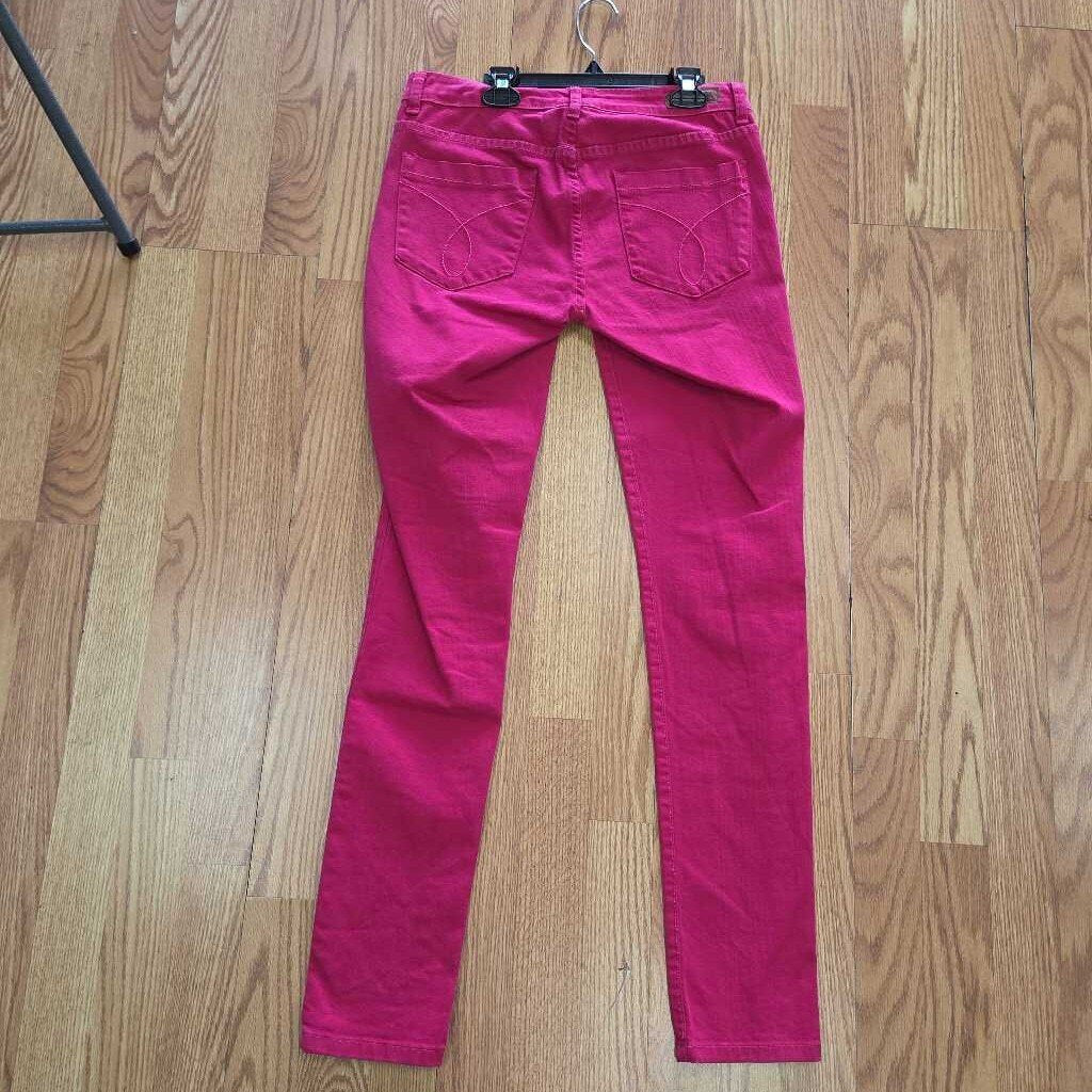 CALVIN KLEIN JEANS