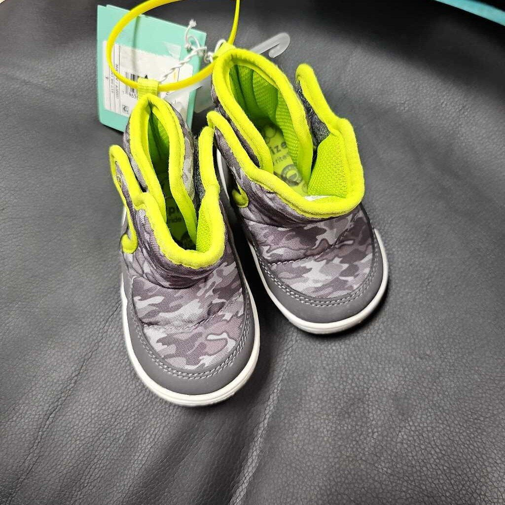 New Stride Rite Boots