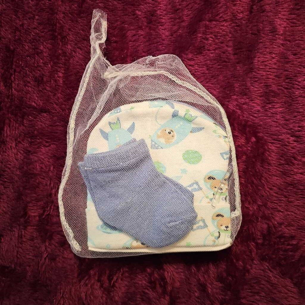 New 3pc hats & socks