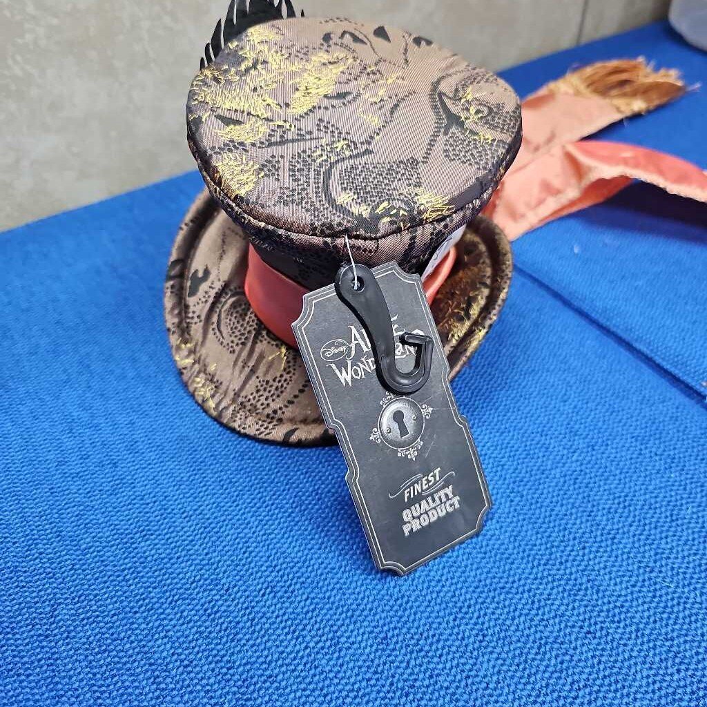 New Disney Alice In Wonderland Hat