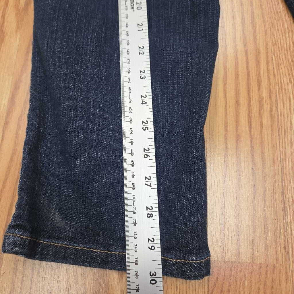 Levi capri