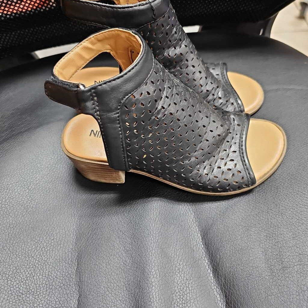9 West Sandals