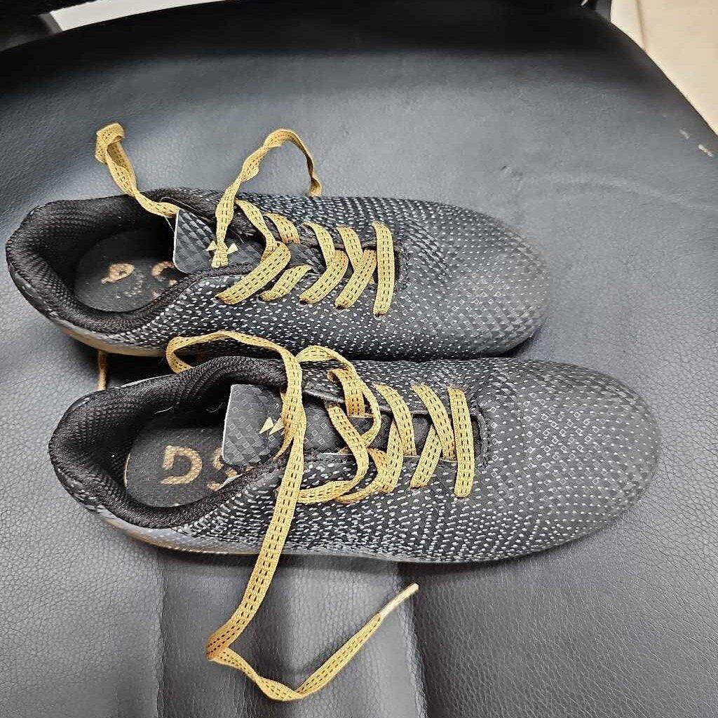 9 West Sandals